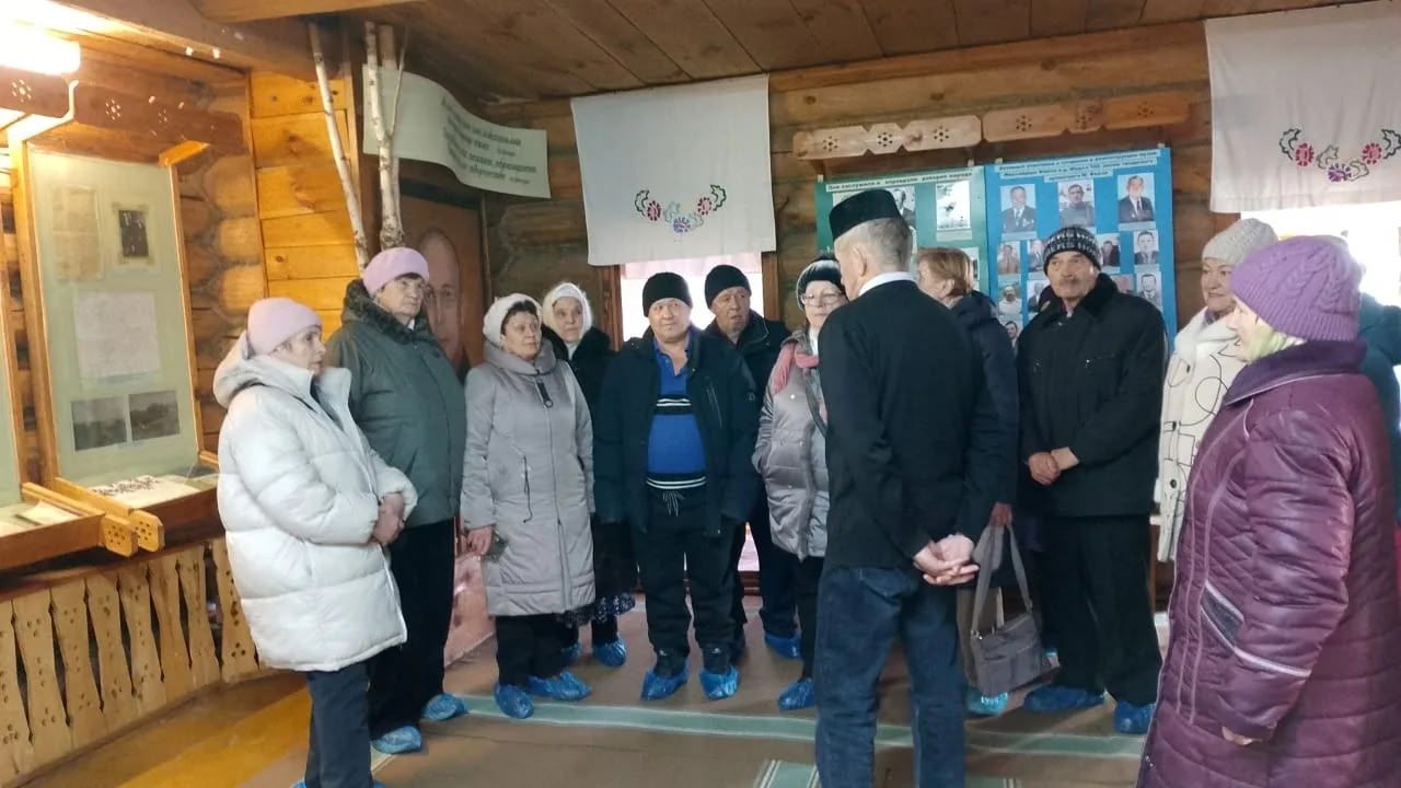 «Наз»да ял итүчеләр “Мирхәйдәр Фәйзи” музеенда сәяхәттә булып кайттылар