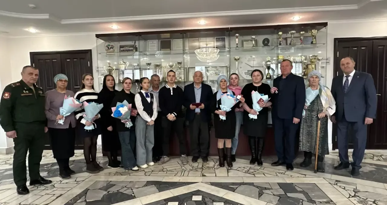Балтач батырларының якыннарына орден-медальләр тапшырылды