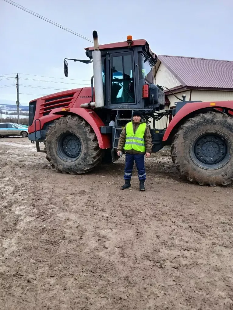 «Кама» хуҗалыгында 30 трактор һәм 13 прицеп техник күзәтү узды