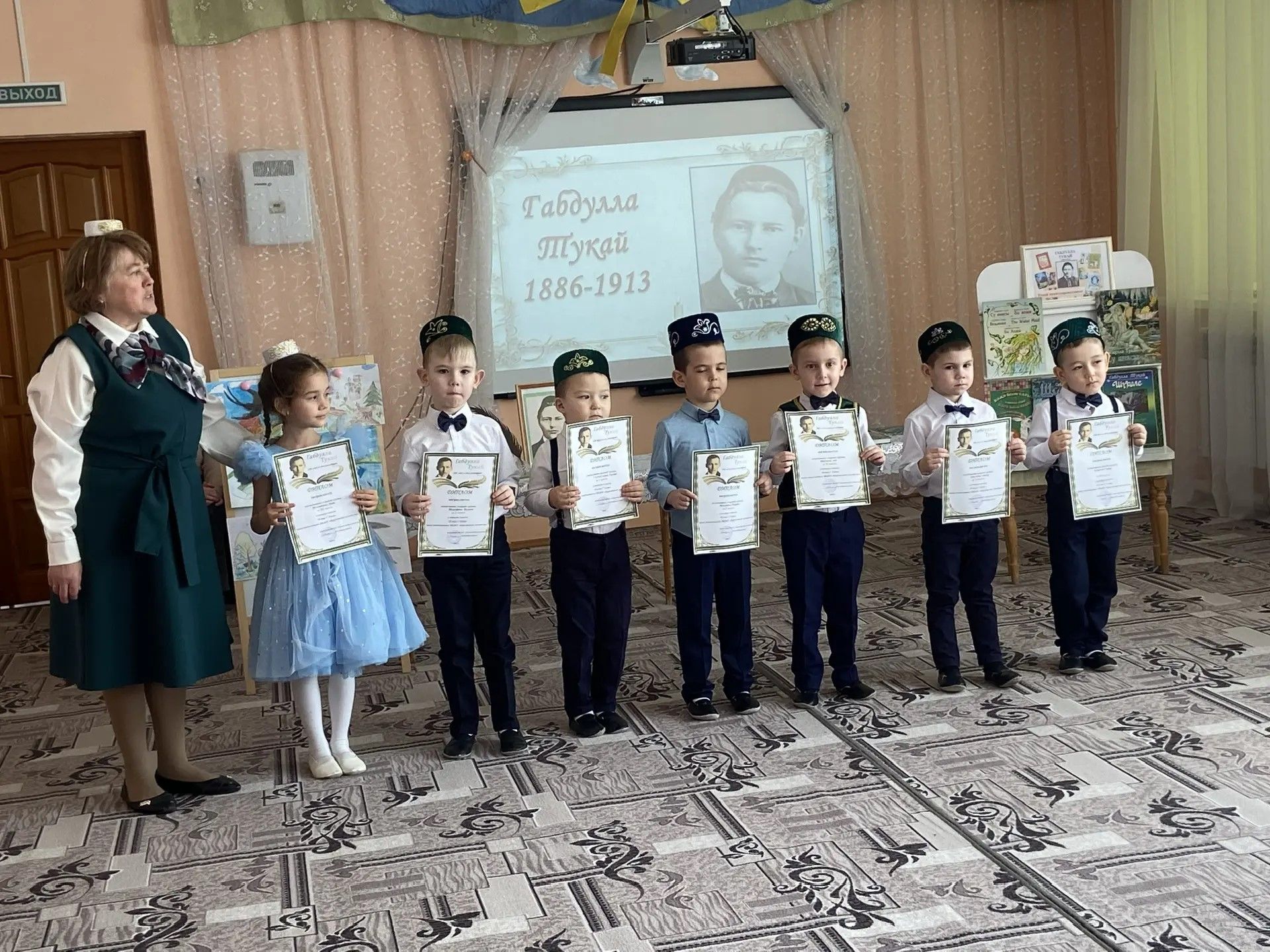 Тукай әсәрләре хезмәтне, табигатьне, кешеләрне яратырга, гадел, мәрхәмәтле булырга өйрәтә