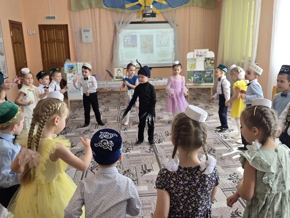 Тукай әсәрләре хезмәтне, табигатьне, кешеләрне яратырга, гадел, мәрхәмәтле булырга өйрәтә
