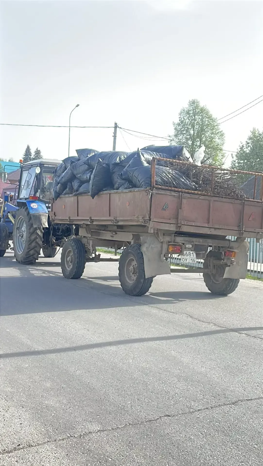 Бүген «Сабантуй» ял паркында өмә уза