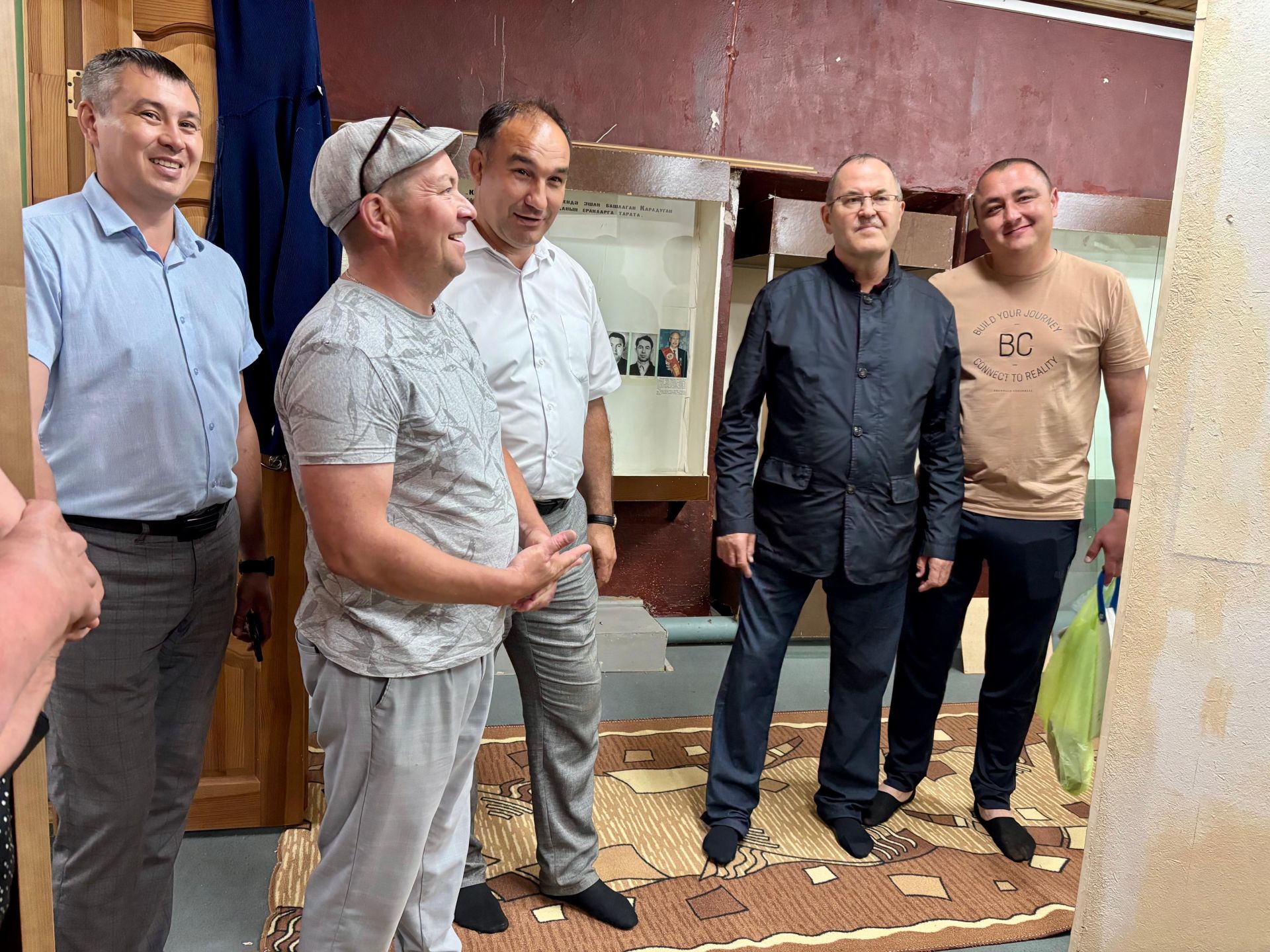 Балтач районы башлыгы төзелеш объектларында булып, эш барышы белән танышты