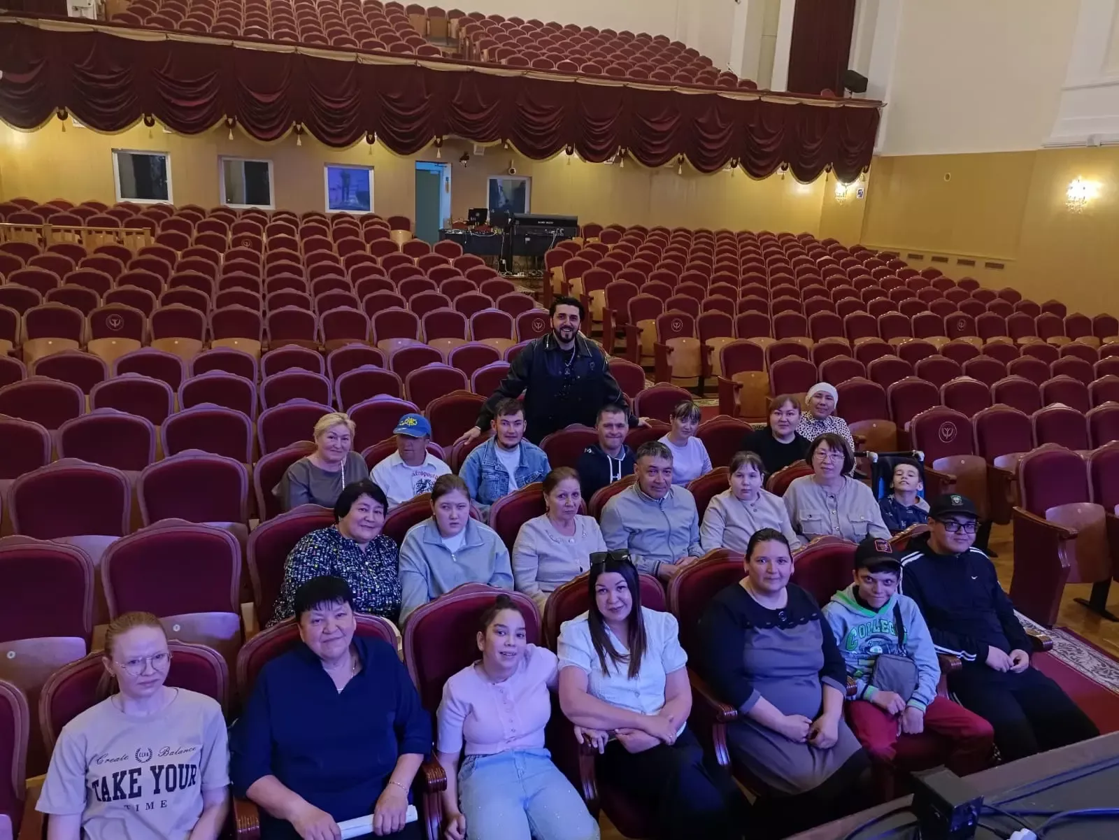 ИлГәрәй «Фикердәш»ләрне үз  концертына чакырган