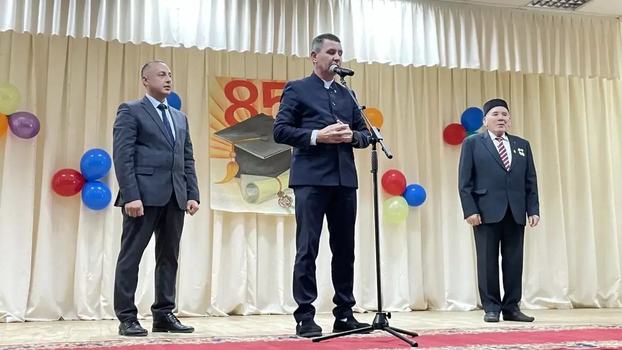 Рәфхәт Зариповка 85 яшь