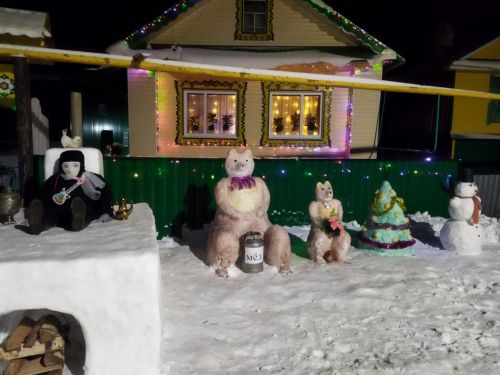 “Ә менә безнең ишегалдында...” конкурсына республика күләмендә тавыш бирү башланды: Әшрәфҗановларга уңышлар телибез