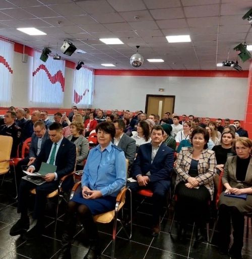 Район мәдәният үзәгендә эшмәкәрләр белән очрашу узды (фото, видео)