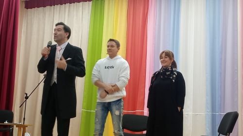 Балтач гимназиясенә Галиәскар Камал артистлары кунакка килде (+фото)