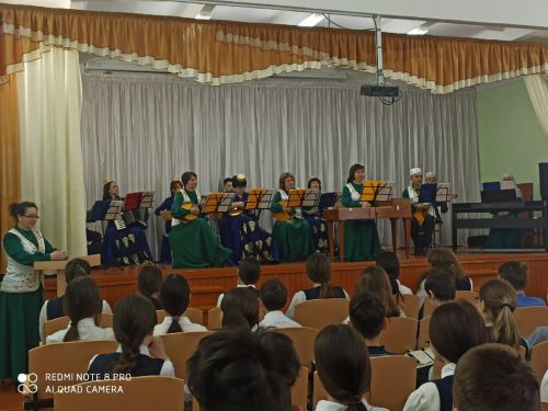 Балтач мәктәбенә оркестр килгән? (+фото)