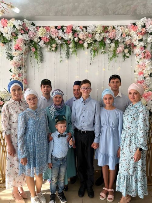 Авылда узган бер генә чара да Әнистән башка узмый (фото)