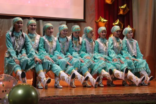 Кара төндә йолдыз кабыза алар, бизәп торыр өчен күкләрне (фото)