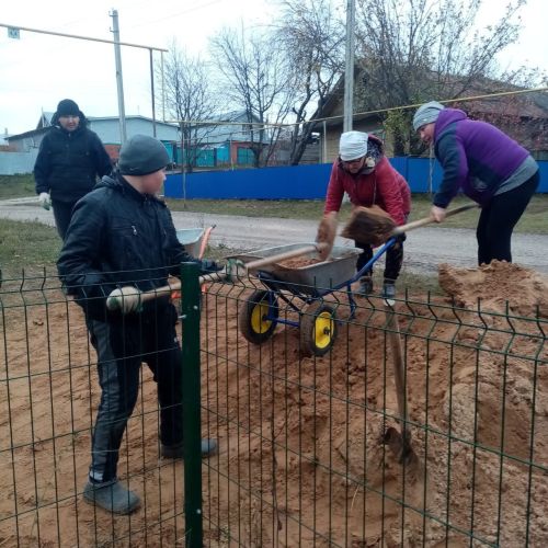 Чепьялылар мәйданчыкны тәртиптә тота (+фото)