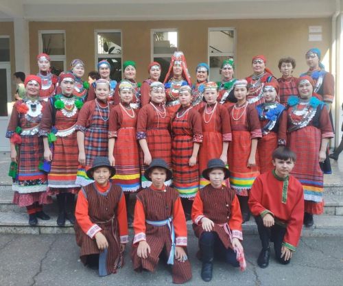 Карлыганысь «Ӟардон» ансамбль выльысь бадӟым вормонъёсы вутскиз