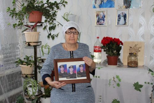 «Өйдән үз аяклары белән чыгып киттеләр, үз аяклары белән кайтып керсеннәр»
