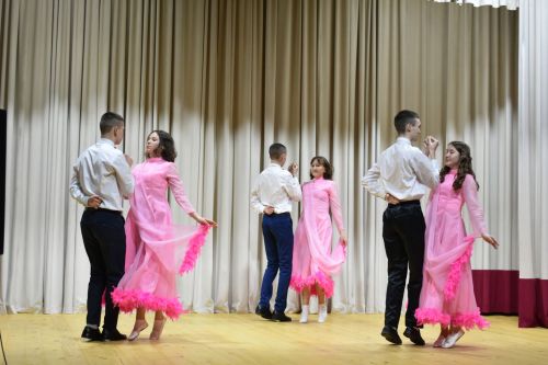 Ӟаны гуртысь лулчеберетъя юртын егитъёс люкаськизы (фото)