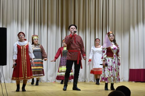 Ӟаны гуртысь лулчеберетъя юртын егитъёс люкаськизы (фото)
