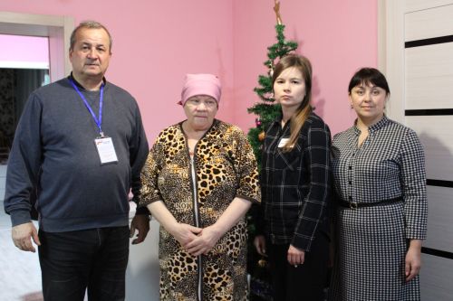 «Ватан сакчылары» фонды вәкилләре һәлак булганнарның гаиләләрендә булды (фото)