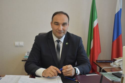Район башкарма комитеты җитәкчесе нинди мөрәҗәгать белән чыккан?