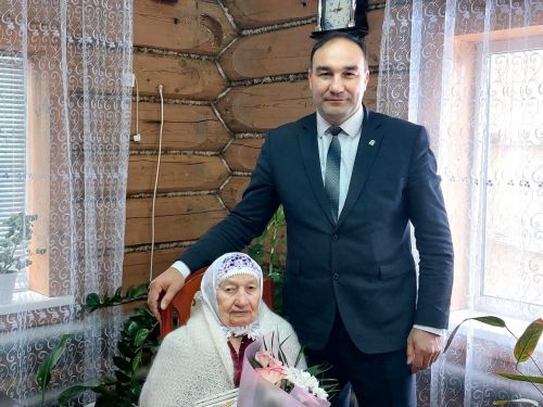 Әминә Гайфетдинова бүген 95 яшьлек юбилеен бәйрәм итә (фото, видео)