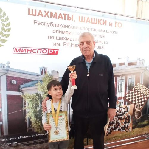 Динар Закиров  Чемпион булды!