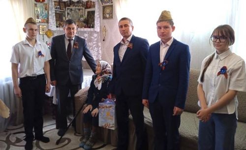 Балтачта авыл җирлекләрендә тыл ветераннарына бәйрәм күчтәнәчләре өләштеләр (фото)
