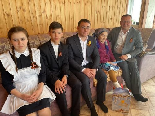 Балтачта авыл җирлекләрендә тыл ветераннарына бәйрәм күчтәнәчләре өләштеләр (фото)