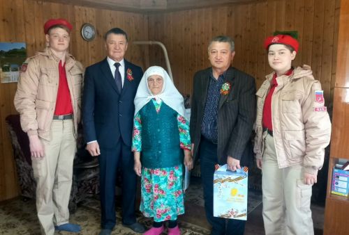 Балтачта авыл җирлекләрендә тыл ветераннарына бәйрәм күчтәнәчләре өләштеләр (фото)