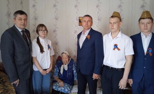 Балтачта авыл җирлекләрендә тыл ветераннарына бәйрәм күчтәнәчләре өләштеләр (фото)