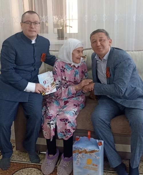 Балтачта авыл җирлекләрендә тыл ветераннарына бәйрәм күчтәнәчләре өләштеләр (фото)