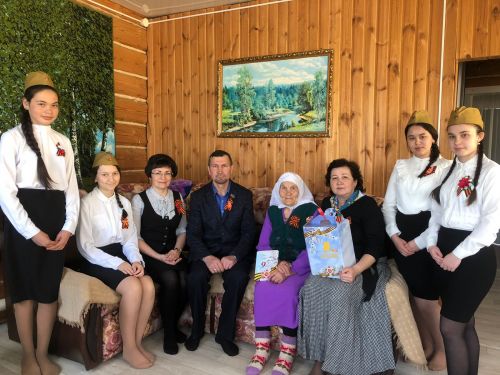 Балтачта авыл җирлекләрендә тыл ветераннарына бәйрәм күчтәнәчләре өләштеләр (фото)