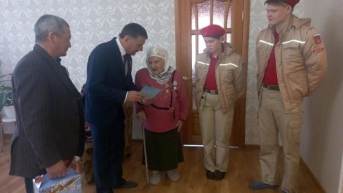 Балтачта авыл җирлекләрендә тыл ветераннарына бәйрәм күчтәнәчләре өләштеләр (фото)