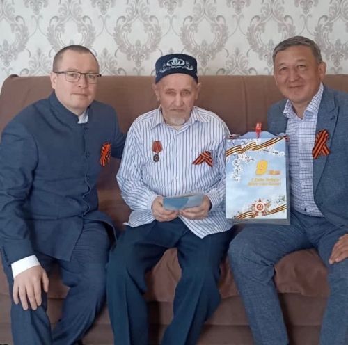 Балтачта авыл җирлекләрендә тыл ветераннарына бәйрәм күчтәнәчләре өләштеләр (фото)