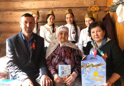 Балтачта авыл җирлекләрендә тыл ветераннарына бәйрәм күчтәнәчләре өләштеләр (фото)