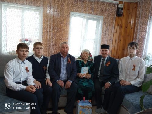 Балтачта авыл җирлекләрендә тыл ветераннарына бәйрәм күчтәнәчләре өләштеләр (фото)