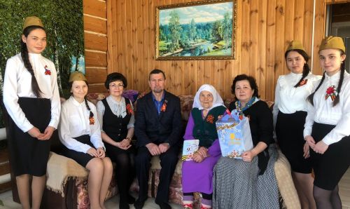 Балтачта авыл җирлекләрендә тыл ветераннарына бәйрәм күчтәнәчләре өләштеләр (фото)