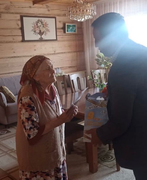 Балтачта авыл җирлекләрендә тыл ветераннарына бәйрәм күчтәнәчләре өләштеләр (фото)