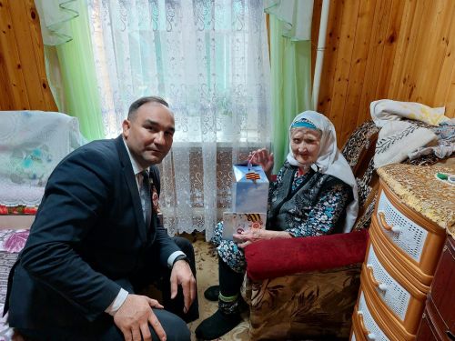 Балтачта авыл җирлекләрендә тыл ветераннарына бәйрәм күчтәнәчләре өләштеләр (фото)