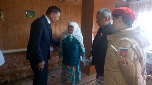 Балтачта авыл җирлекләрендә тыл ветераннарына бәйрәм күчтәнәчләре өләштеләр (фото)