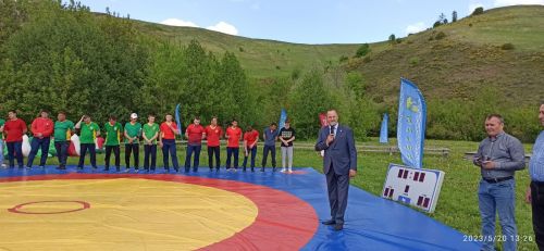 «Кызыл юл»ның көрәш бәйгесе кояш кыздыруыннан да кызуырак булган (+фоторепортаж)
