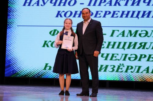 Балтач гимназиясенең хисап кичәсеннән фоторепортаж
