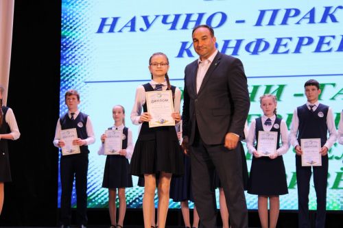 Балтач гимназиясенең хисап кичәсеннән фоторепортаж