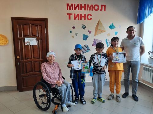 «Факел»  клубында кемнәр өчен шашка буенча турнир узган? (фото)