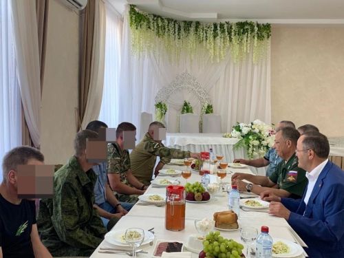 Балтачта ялга кайткан егетләр район башлыгы белән очрашты (+фото)