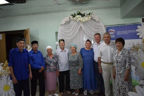 Балтачта 50 ел бергә матур тормыш корган 50 парны хөрмәтлиләр (бик күп фото)