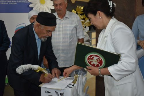 Балтачта 50 ел бергә матур тормыш корган 50 парны хөрмәтлиләр (бик күп фото)