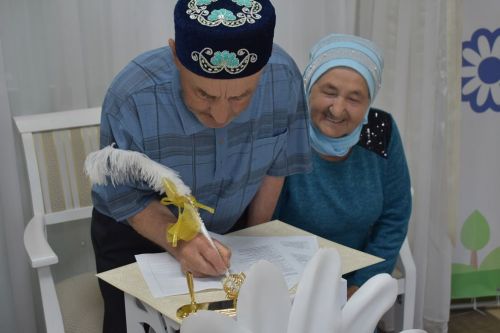 Балтачта 50 ел бергә матур тормыш корган 50 парны хөрмәтлиләр (бик күп фото)