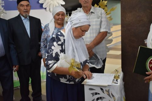 Балтачта 50 ел бергә матур тормыш корган 50 парны хөрмәтлиләр (бик күп фото)