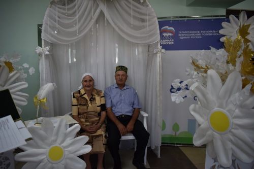 Балтачта 50 ел бергә матур тормыш корган 50 парны хөрмәтлиләр (бик күп фото)