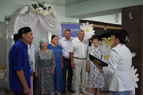 Балтачта 50 ел бергә матур тормыш корган 50 парны хөрмәтлиләр (бик күп фото)