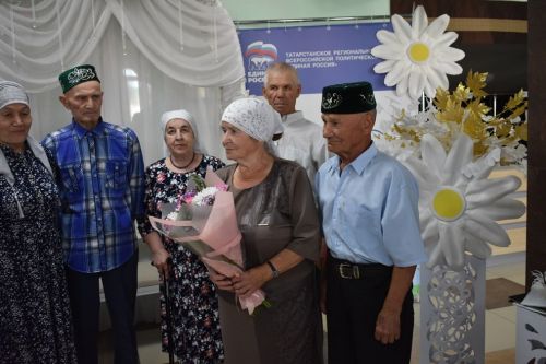 Балтачта 50 ел бергә матур тормыш корган 50 парны хөрмәтлиләр (бик күп фото)